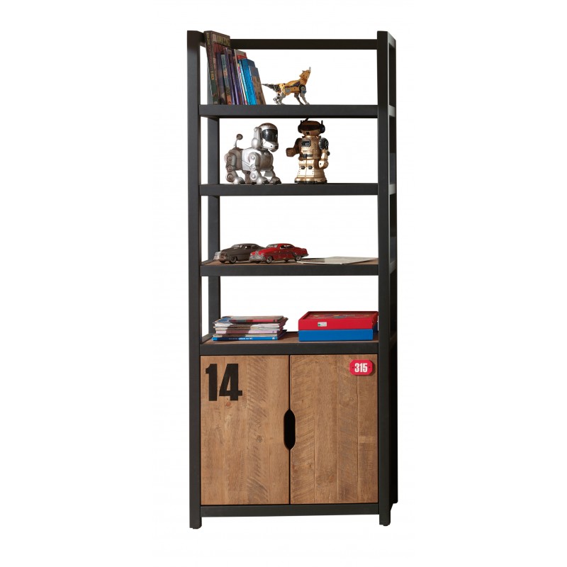 Bogreol i fyrretræ – Alex Reol, natur